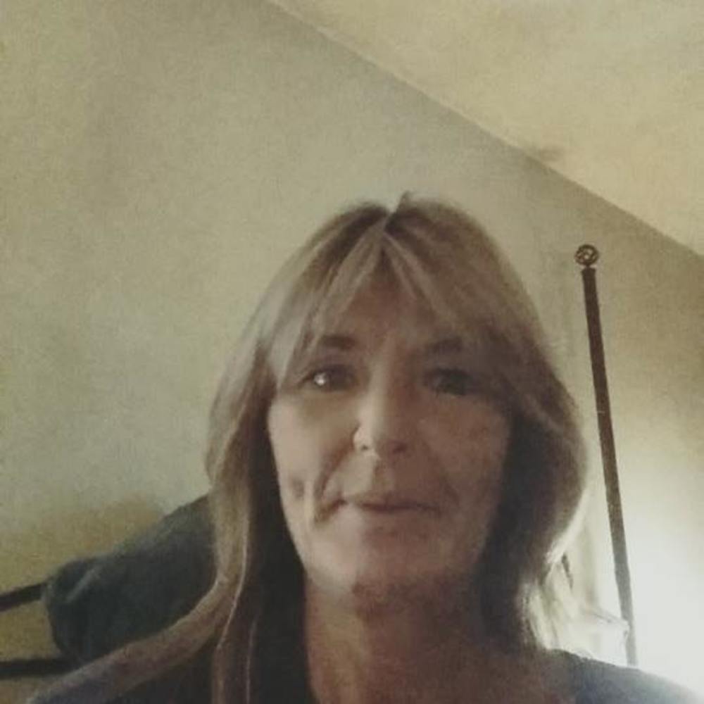 Meet your Posher, Carla